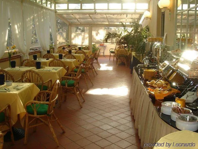 Hotel Ilaria Lucca 4*,  Italy